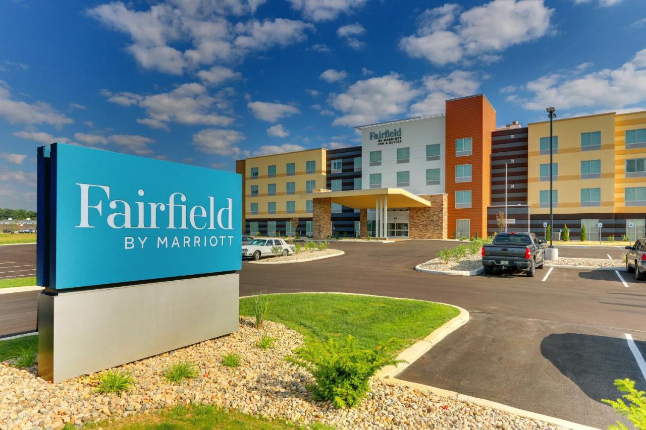 Fairfield Inn & Suites Warsaw Exterior photo