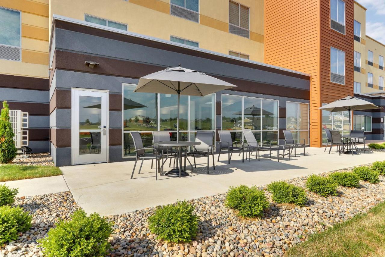 Fairfield Inn & Suites Warsaw Exterior photo